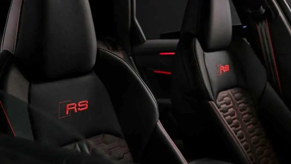 AudiRS6Performance-Interior3
