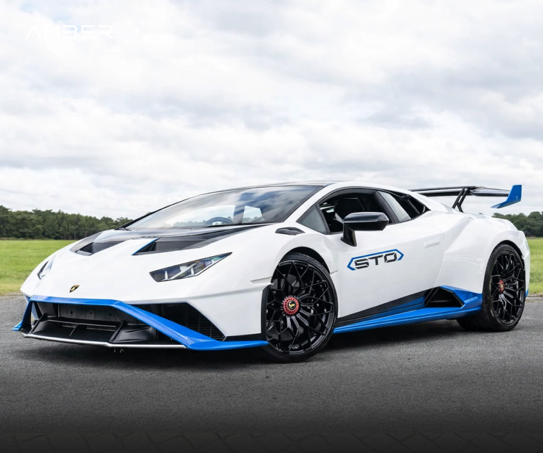 Lamborghini Huracán STO Instagram post - 7155