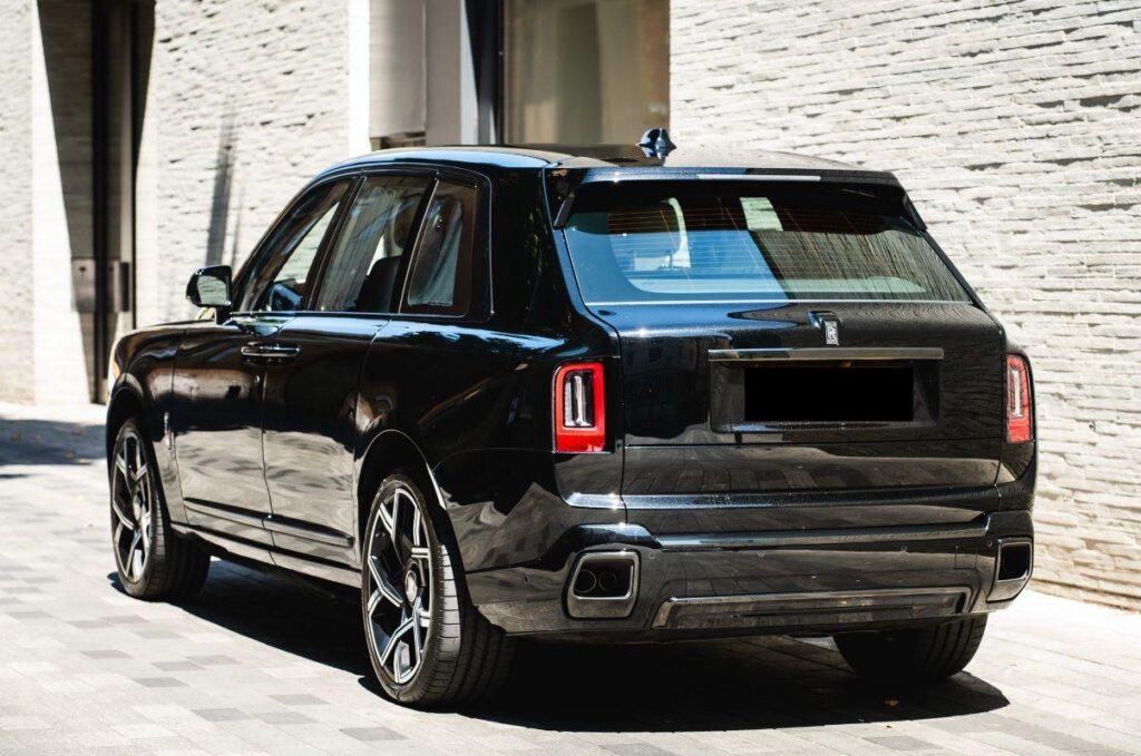 Rolls Royce Cullinan 2025 Rear