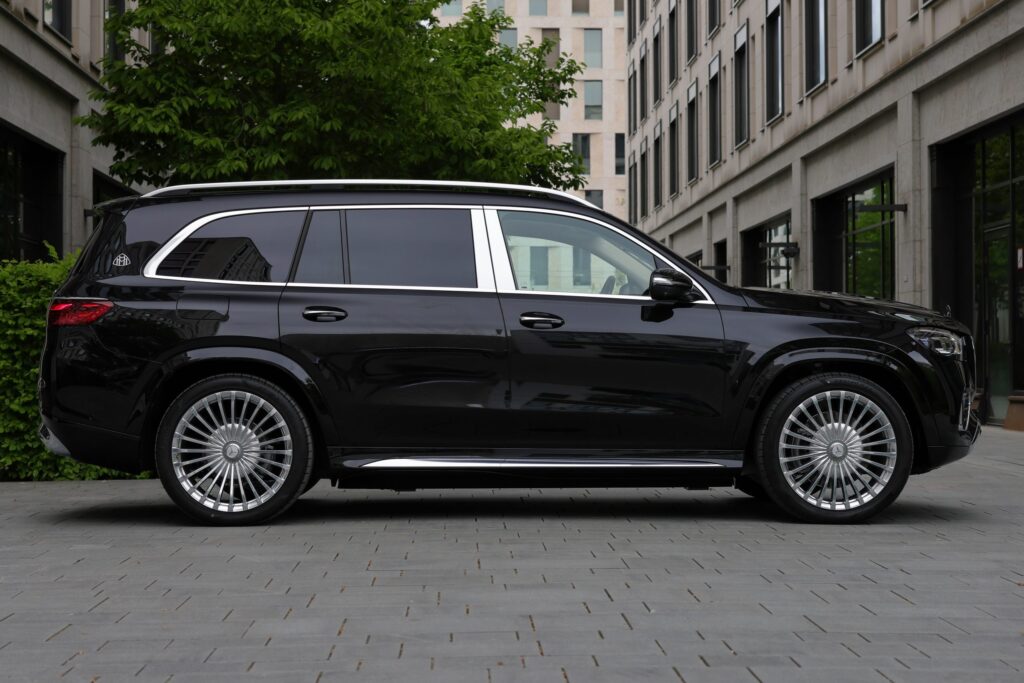 Maybach GLS Side
