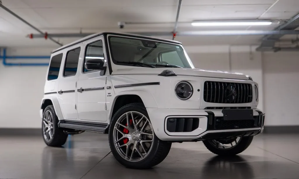 Mercedes-AMG-G63-WHITE-FRONTE-SX