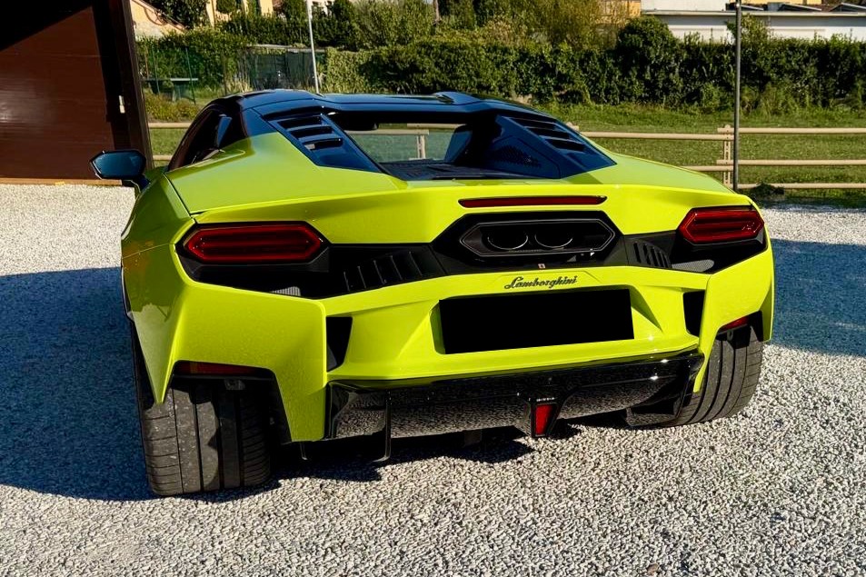 Lamborghini Temerario Acid Green Rear 2