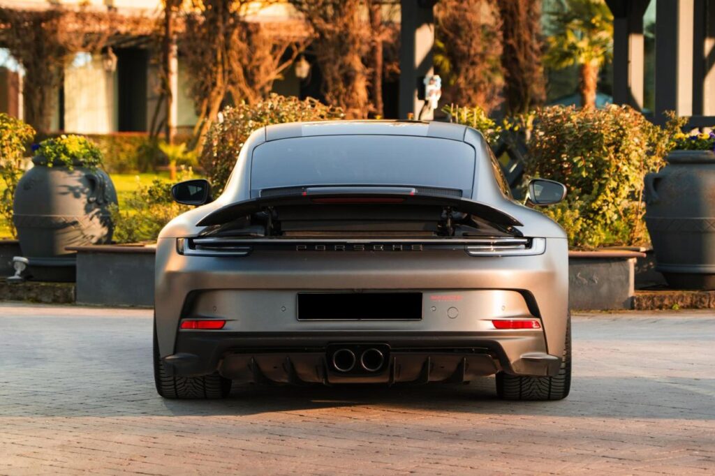 Porsche-911-GT3-Touring-Rear