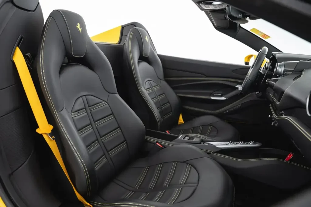 imgi_66_Ferrari-F8-Spider-Yellow-Interior-5