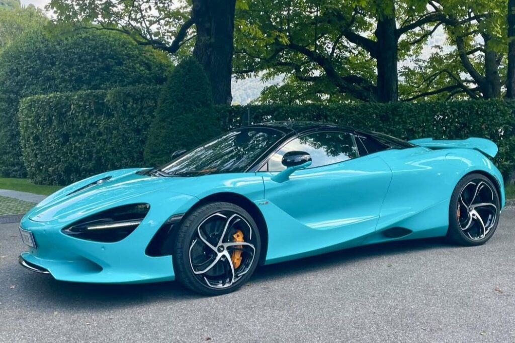 McLaren 750S Lake Como Front 2