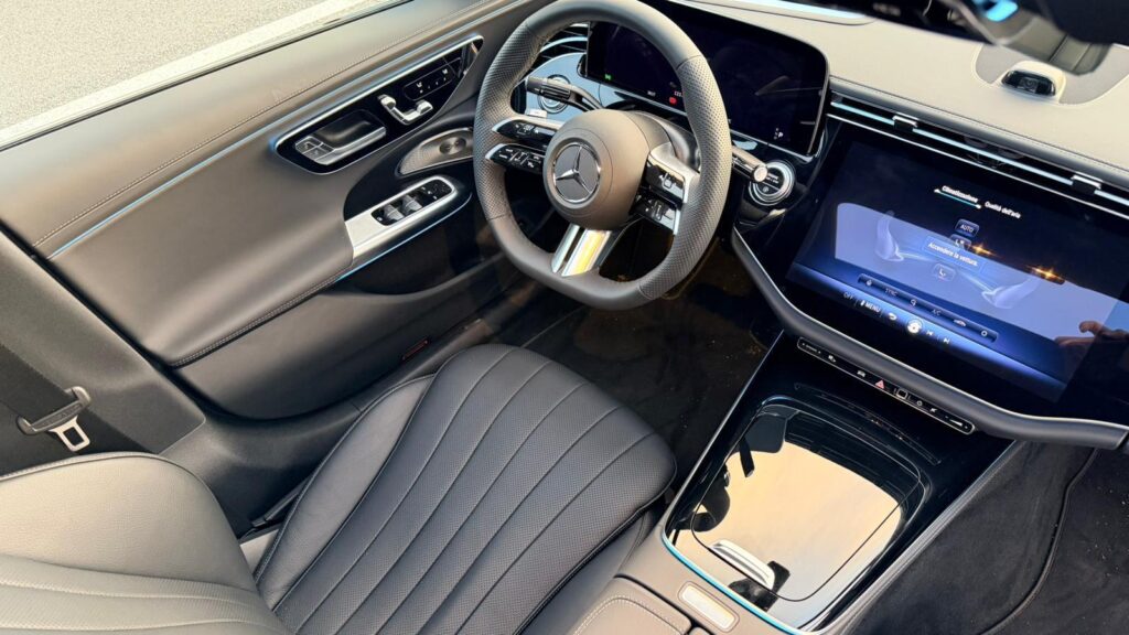 Mercedes-Benz E-Class Interior 2