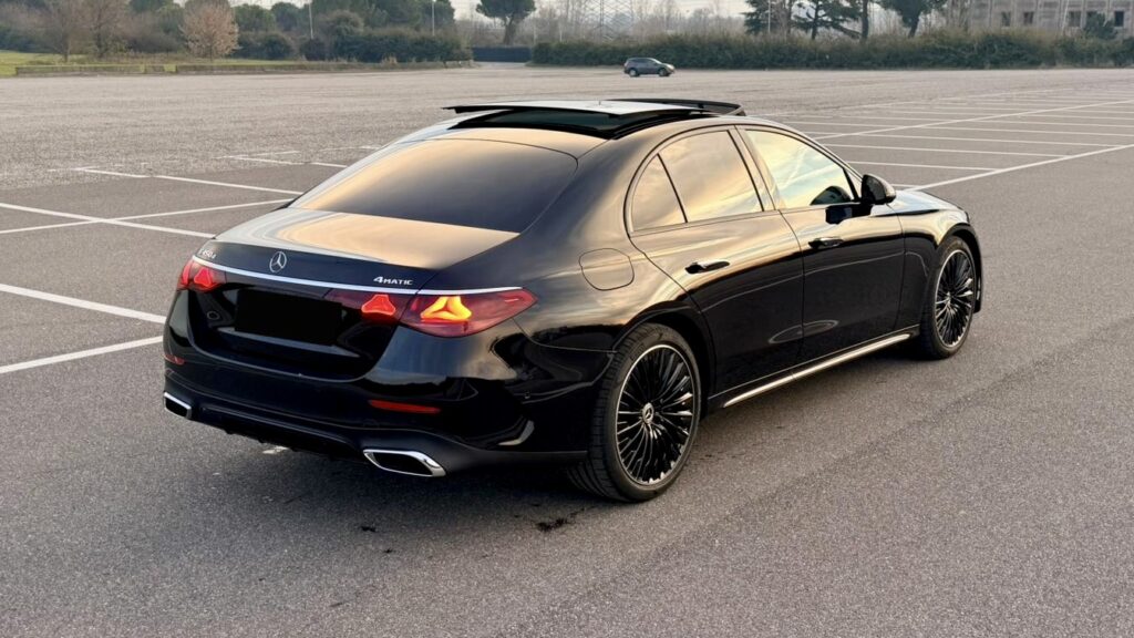 Mercedes-Benz E-Class Rear