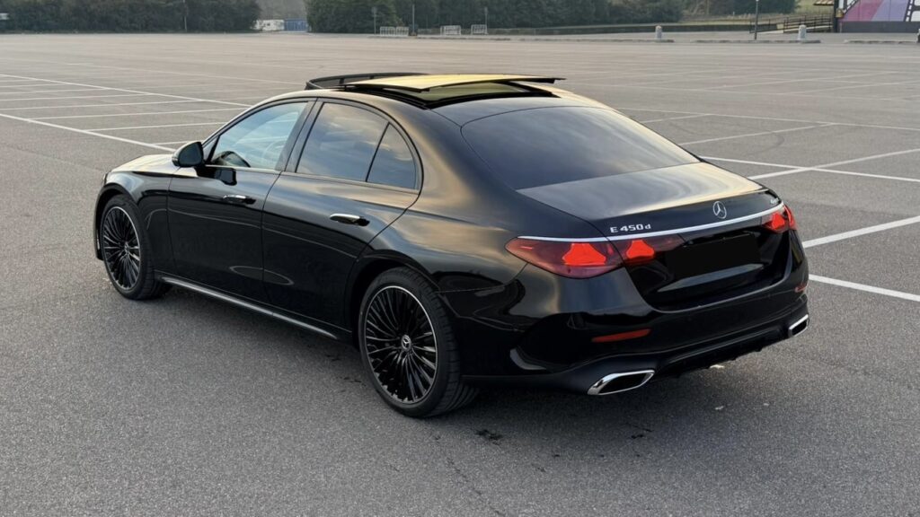 Mercedes-Benz E-Class Rear 2