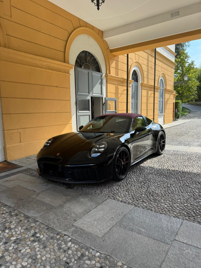 Porsche 911 Targa GTS Lake Como 2